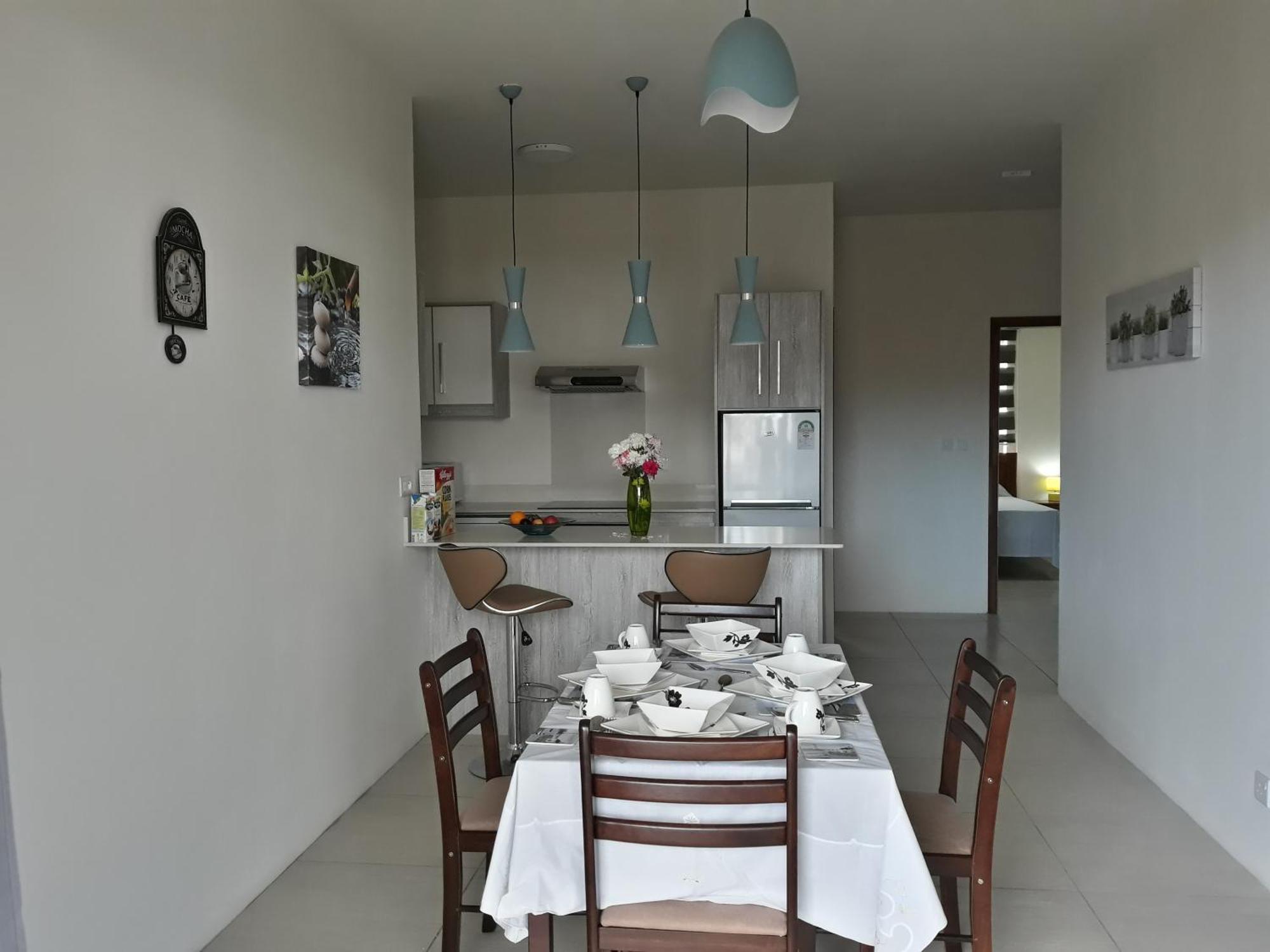 2 Bedroom Flat 15 Mins Walk From Flic En Flac Beach Eksteriør billede