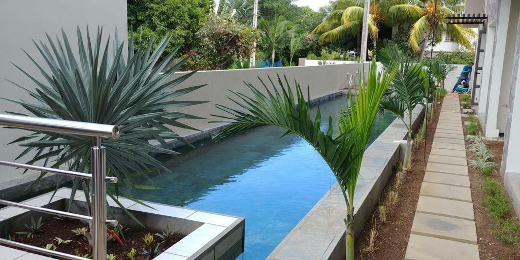 2 Bedroom Flat 15 Mins Walk From Flic En Flac Beach Eksteriør billede